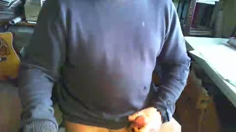 Snapshot of greyhounddog chatting on January 2026 12:43:01 PM greyhounddog online show from January 2026 12:43:01 PM