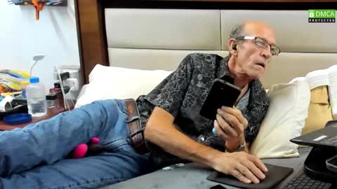 Grey.  If viewing your cam I am more likely to stay if you show your face. online show from November 2025 07:28:01 AM