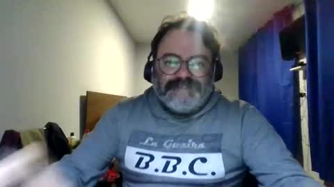 Snapshot of griegozorbatos chatting on June 2026 02:06:01 AM griegozorbatos online show from June 2026 02:06:01 AM