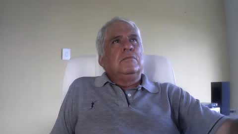 grisa01 online show from January 2026 06:11:01 PM