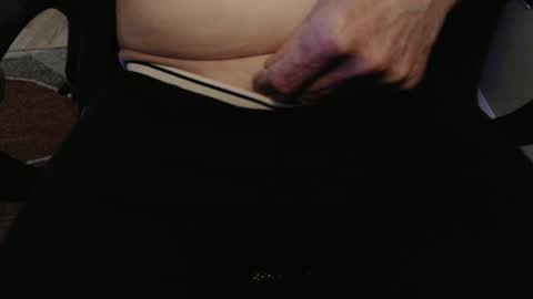 Snapshot of griz01 chatting on February 2025 03:29:01 PM griz01 online show from February 2025 03:29:01 PM