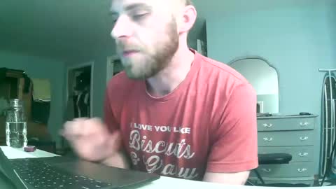 Snapshot of grizzley84 chatting on January 2025 06:24:01 AM grizzly84 online show from January 2025 06:24:01 AM