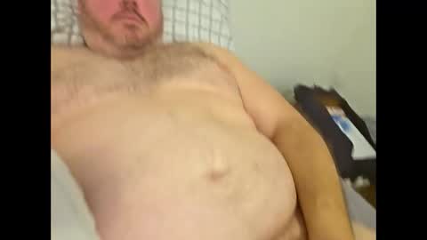 Snapshot of grizzly_uncut chatting on December 2025 05:26:01 AM grizzly_uncut online show from December 2025 05:26:01 AM