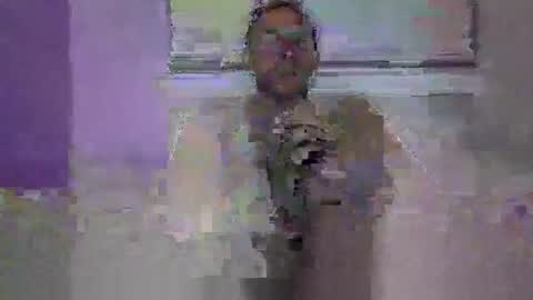 Snapshot of grnde789 chatting on October 2025 04:21:01 AM grnde789 online show from October 2025 04:21:01 AM