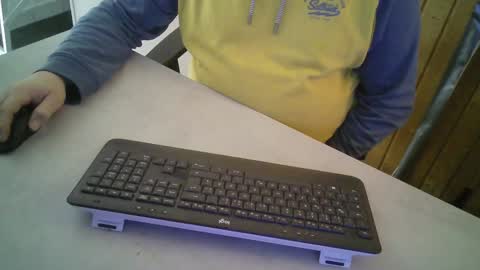 Snapshot of grooce_sub chatting on December 2024 11:37:02 PM Grooce online show from December 2024 11:37:02 PM