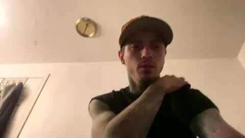 Snapshot of groves_luke chatting on August 2026 02:21:01 AM groves_luke online show from August 2026 02:21:01 AM
