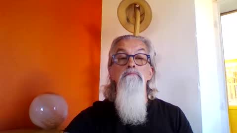 Grybear online show from October 2025 10:22:02 AM