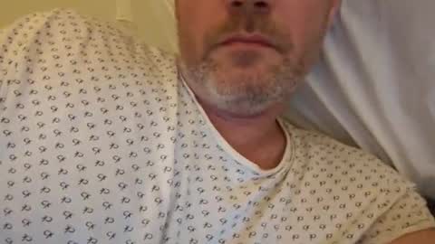 Snapshot of grzegorz34 chatting on November 2025 09:18:02 AM Greg online show from November 2025 09:18:02 AM