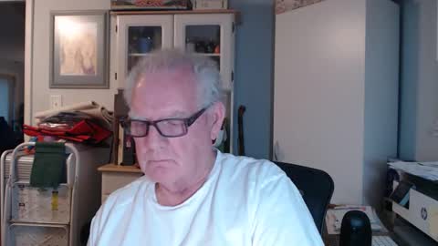 Snapshot of gspotlover1 chatting on June 2026 11:37:02 AM Horny Daddy online show from June 2026 11:37:02 AM