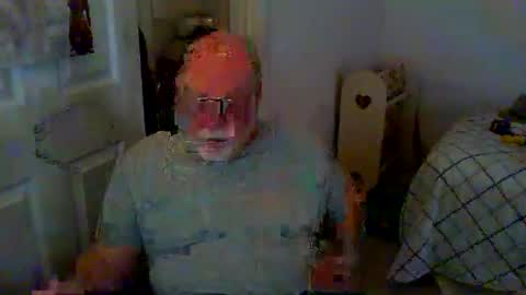 Snapshot of gtnolder60 chatting on December 2024 02:06:01 PM Gary online show from December 2024 02:06:01 PM
