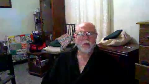 Snapshot of gtnolder60 chatting on October 2025 11:22:01 AM Gary online show from October 2025 11:22:01 AM
