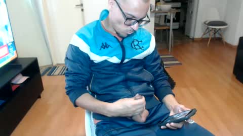 Snapshot of guachin_new chatting on June 2026 11:03:01 PM guachin_new online show from June 2026 11:03:01 PM