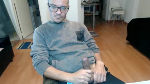 Snapshot of guachin_new chatting on June 2026 08:21:01 PM guachin_new online show from June 2026 08:21:01 PM