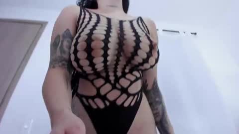 Snapshot of guadalupe21_ chatting on November 2025 08:19:02 PM Guadalupe online show from November 2025 08:19:02 PM