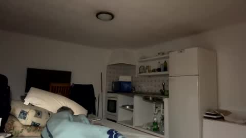 guardiannif_ online show from March 2025 02:37:02 AM