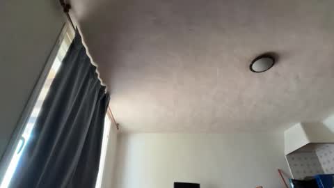 guardiannif_ online show from April 2026 11:05:01 AM