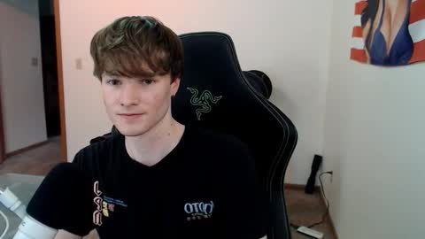 Snapshot of gucciboi4 chatting on November 2025 07:32:02 PM gucciboi4 online show from November 2025 07:32:02 PM