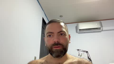 Snapshot of guerrero029 chatting on October 2025 02:11:01 AM Guerrerooo online show from October 2025 02:11:01 AM