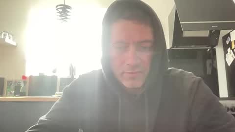 guil0 online show from October 2025 03:45:02 PM