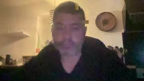 Snapshot of guil0 chatting on February 2026 10:10:01 AM guil0 online show from February 2026 10:10:01 AM