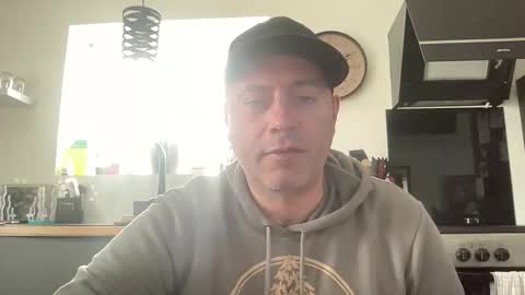 Snapshot of guil0 chatting on March 2026 04:10:02 PM guil0 online show from March 2026 04:10:02 PM