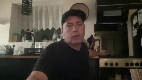 Snapshot of guil0 chatting on March 2026 07:58:02 AM guil0 online show from March 2026 07:58:02 AM