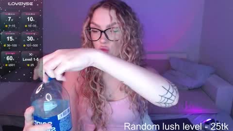 Marta online show from April 2026 08:10:02 PM