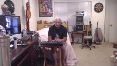 Mario online show from December 2025 10:57:01 AM