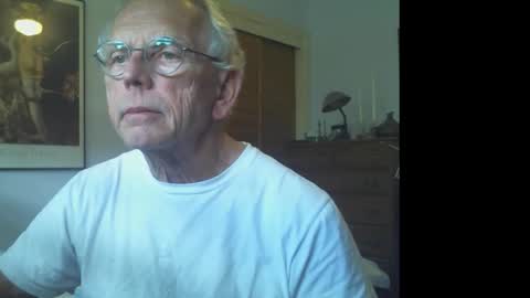 Snapshot of gulfcoast1952 chatting on March 2026 07:03:01 PM Roy online show from March 2026 07:03:01 PM