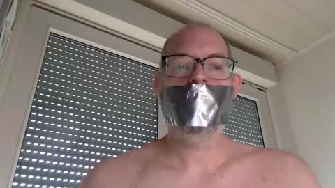 gummicasual online show from February 2025 12:55:02 PM