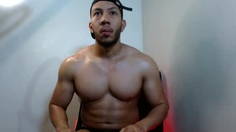 holl latino online show from April 2026 02:57:01 PM