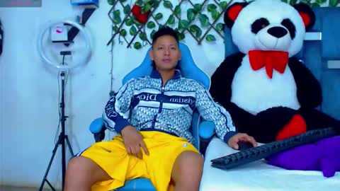 Hakim online show from January 2026 02:21:01 PM