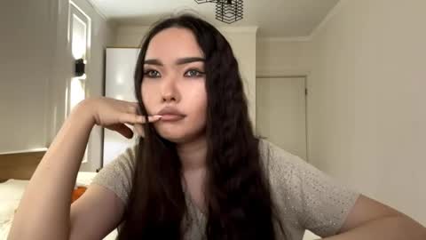 Alana online show from May 2026 01:17:01 PM