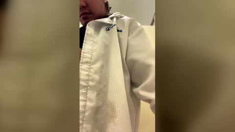 GusGus online show from April 2026 07:45:01 AM