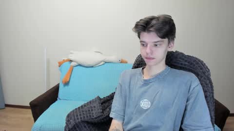 guy_liam1 online show from October 2025 04:33:01 PM