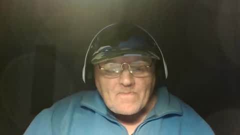 guyboy73 online show from September 2025 07:08:02 PM