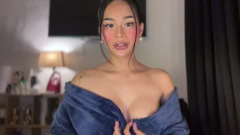 Snapshot of gwapangahas chatting on June 2026 05:43:01 AM Alexa online show from June 2026 05:43:01 AM