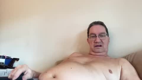 Snapshot of gwashere4u chatting on December 2024 05:23:02 PM gwashere4u online show from December 2024 05:23:02 PM