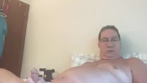 Snapshot of gwashere4u chatting on October 2025 12:46:01 PM gwashere4u online show from October 2025 12:46:01 PM