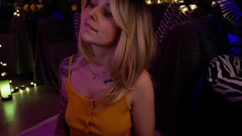 gwenhilton online show from February 2025 11:50:01 AM