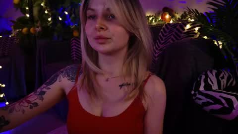 gwenhilton online show from February 2025 06:48:01 AM