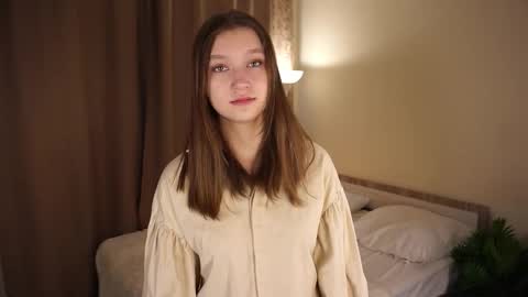 Molly online show from January 2026 05:00:01 AM