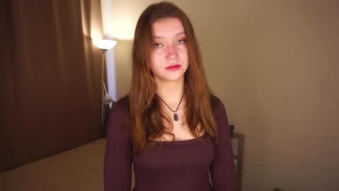 Snapshot of gwennielove chatting on May 2026 05:45:02 AM Molly online show from May 2026 05:45:02 AM