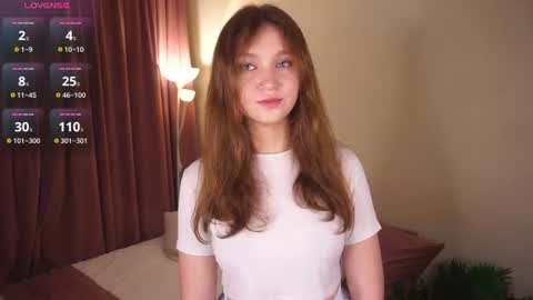 Snapshot of gwennielove chatting on July 2026 05:17:02 PM Molly online show from July 2026 05:17:02 PM