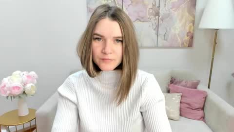 Snapshot of gwensmitt chatting on November 2025 11:25:02 PM gwensmitt online show from November 2025 11:25:02 PM