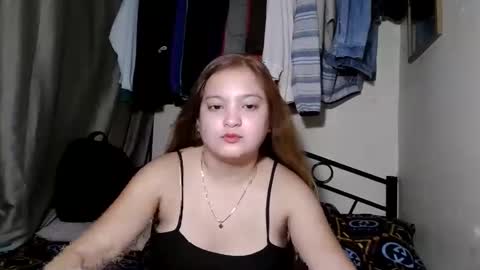 Snapshot of gwyneth2001 chatting on May 2026 08:09:02 AM Im Gwyneth From Philippines pinkheart69 online show from May 2026 08:09:02 AM