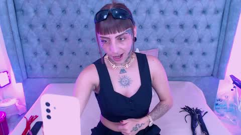 Snapshot of gyal_smith chatting on April 2026 03:37:01 AM Gyal Smith online show from April 2026 03:37:01 AM