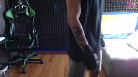 Snapshot of gymbro42 chatting on July 2026 03:03:02 PM Gymbro42 online show from July 2026 03:03:02 PM