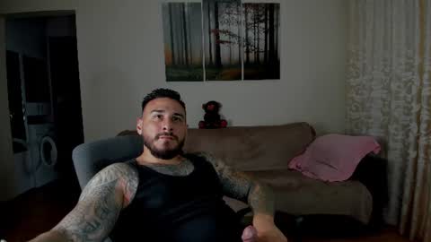 Snapshot of gymdominus chatting on June 2026 01:36:01 PM gymdominus online show from June 2026 01:36:01 PM