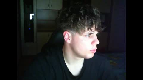 gymguy0505 online show from December 2025 11:13:02 PM